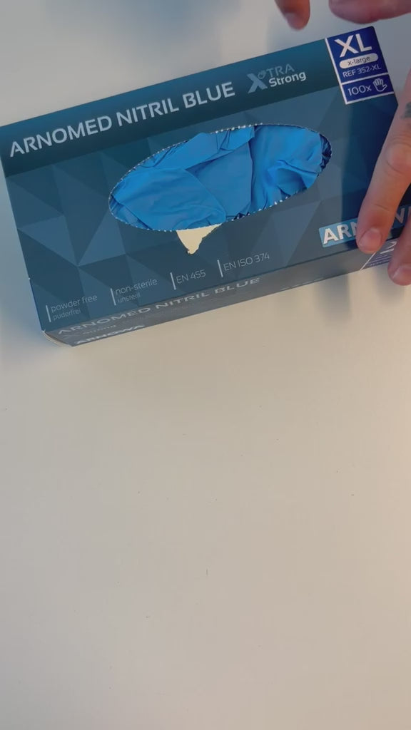 Indlæs video: Nitril Engangshandsker 4g 100 stk bestseller